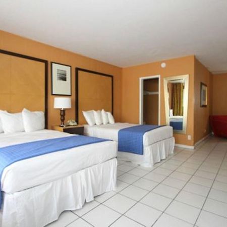 Tropic Cay Beach Hotel Fort Lauderdale Room photo